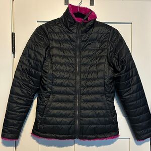 The North Face Kids Black Puffer Jacket with Fuchsia Lining